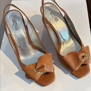 Vintage Lottusse tan leather wood heeled wedge open-toe sling backs size 6.5